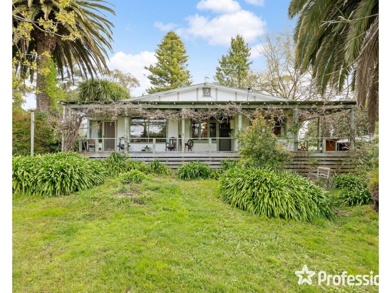 60 Shevlins Lane, Woori Yallock VIC 3139