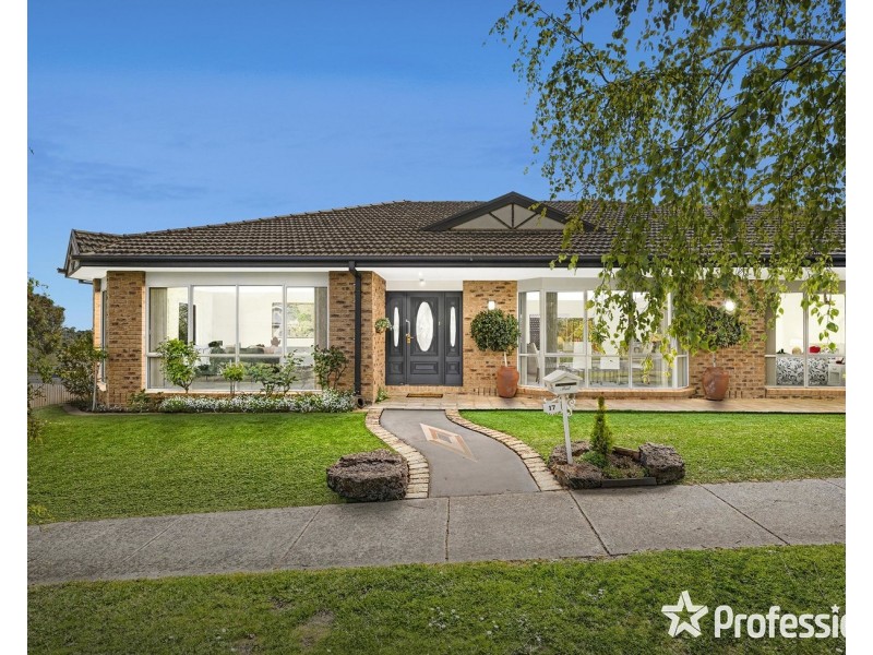 17 Neryl Court, Mooroolbark VIC 3138