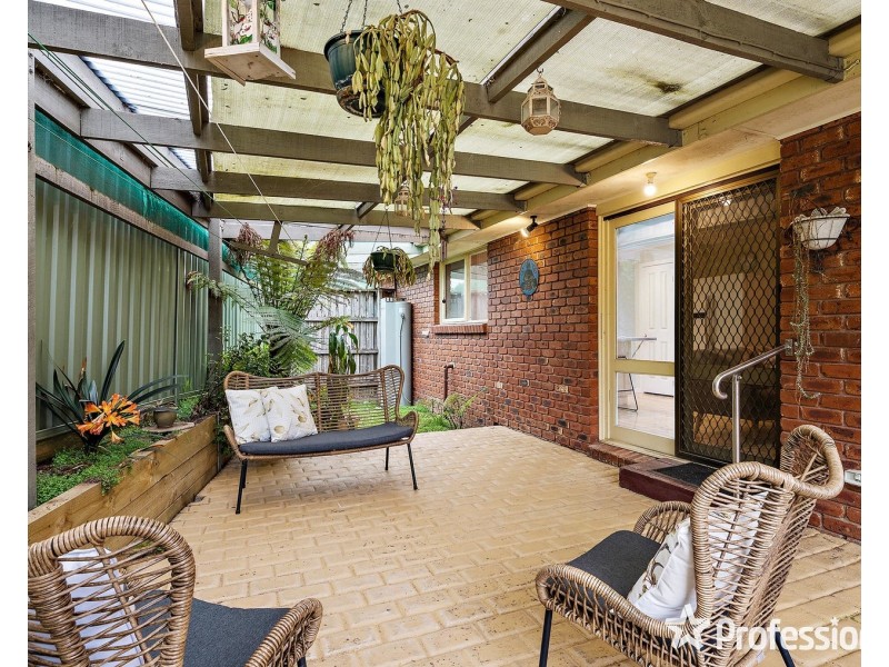 10 Celeste Court, Chirnside Park VIC 3116