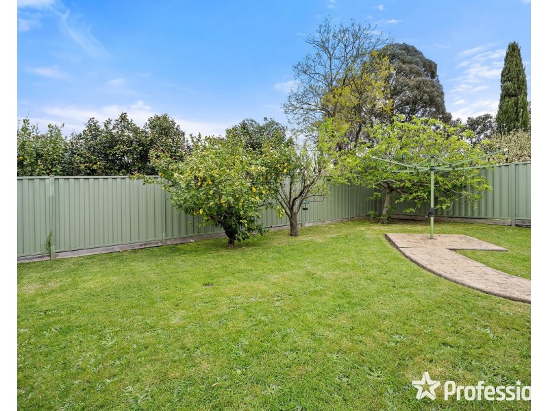 10 Celeste Court, Chirnside Park VIC 3116