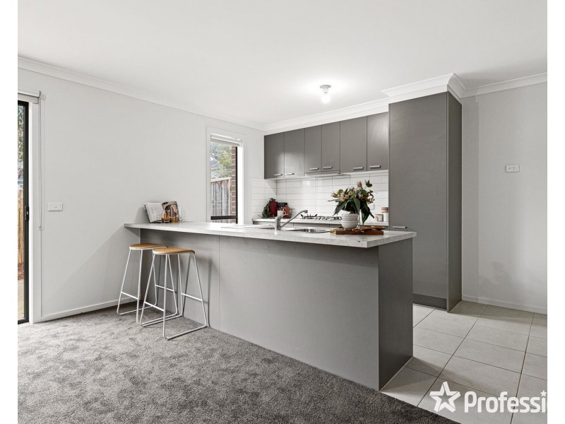 25 Spriggs Drive, Croydon VIC 3136