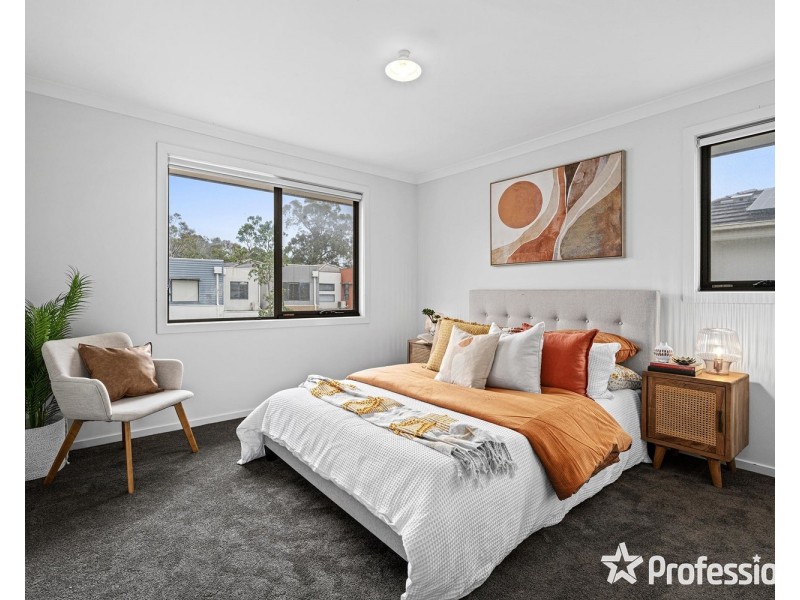 25 Spriggs Drive, Croydon VIC 3136