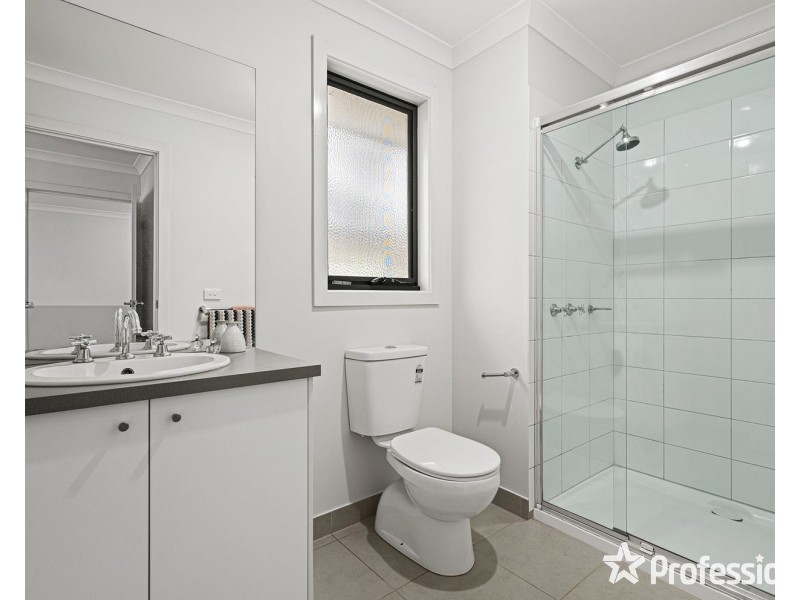 25 Spriggs Drive, Croydon VIC 3136