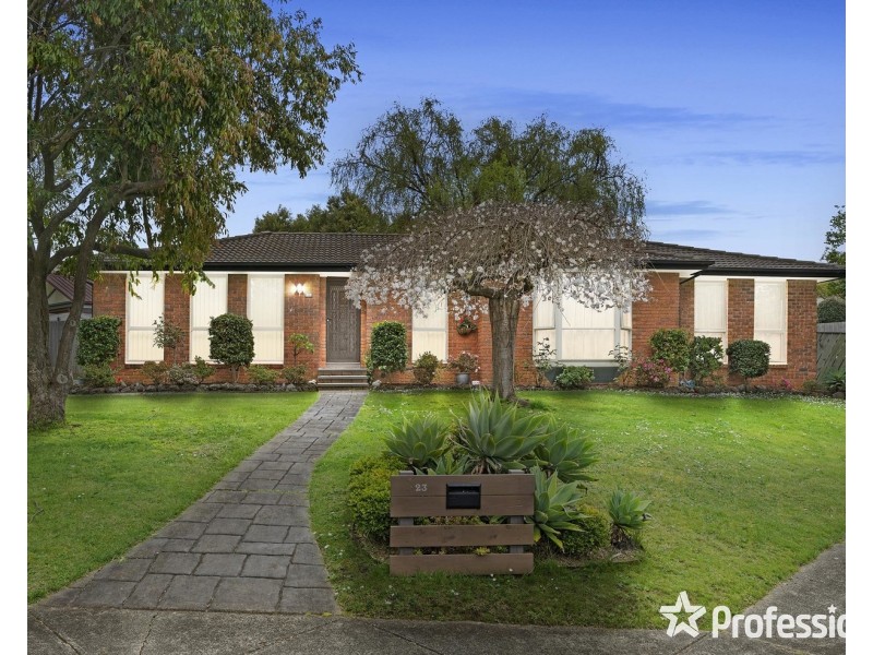 23 Wainewright Avenue, Mooroolbark VIC 3138