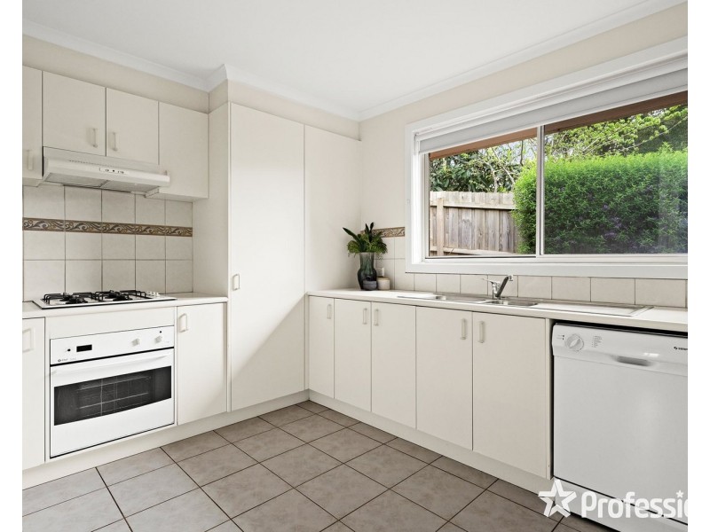 3/29 Bridges Avenue, Mooroolbark VIC 3138