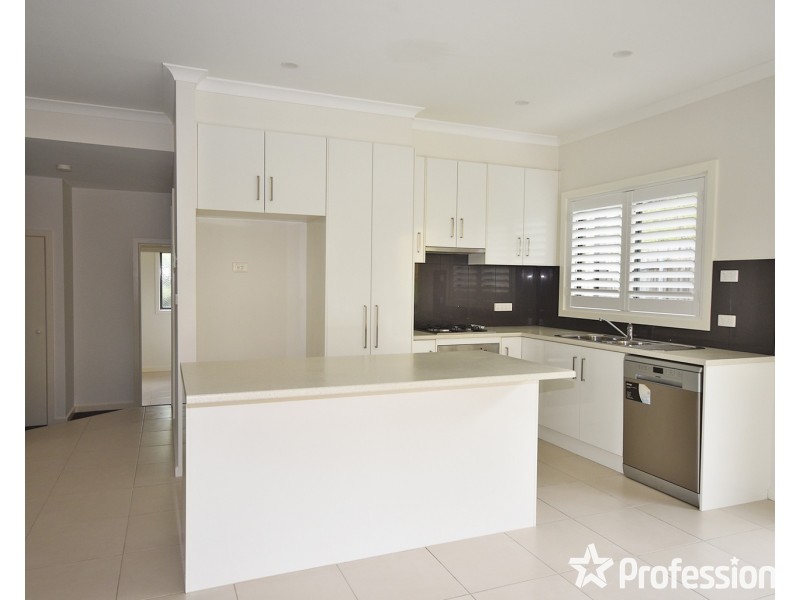 24A Chevalier Crescent, Mooroolbark VIC 3138