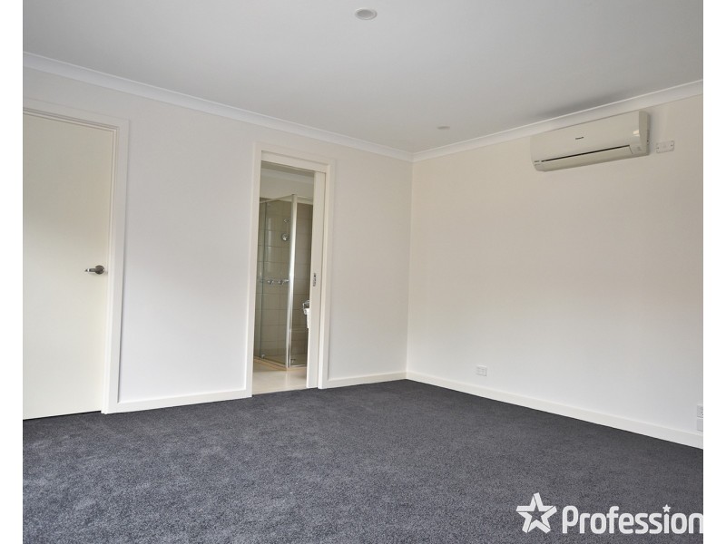 24A Chevalier Crescent, Mooroolbark VIC 3138