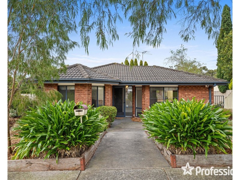 5 Charlwood Drive, Mooroolbark VIC 3138