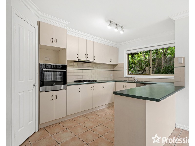 15 Kathy Court, Mooroolbark VIC 3138
