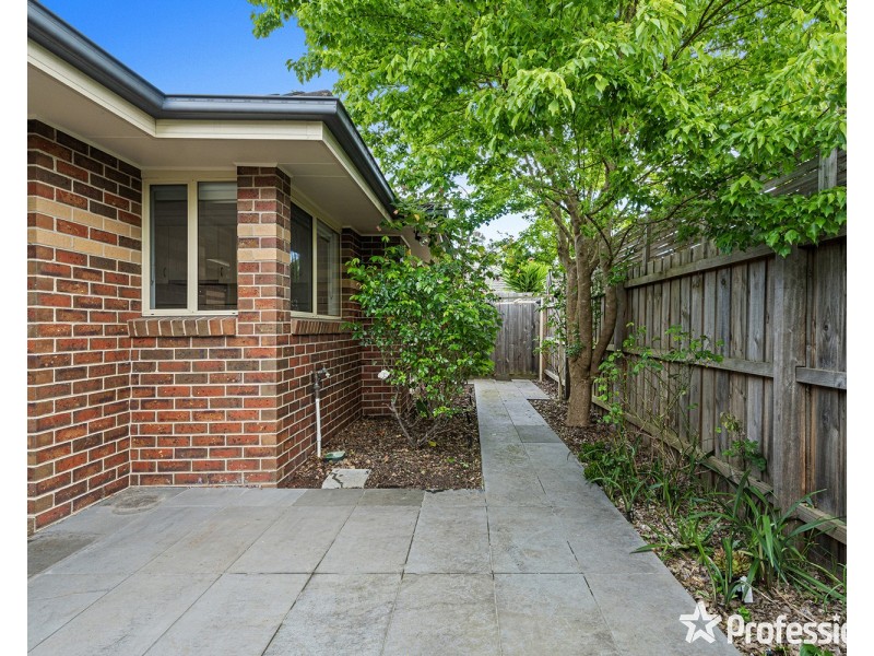 15 Kathy Court, Mooroolbark VIC 3138