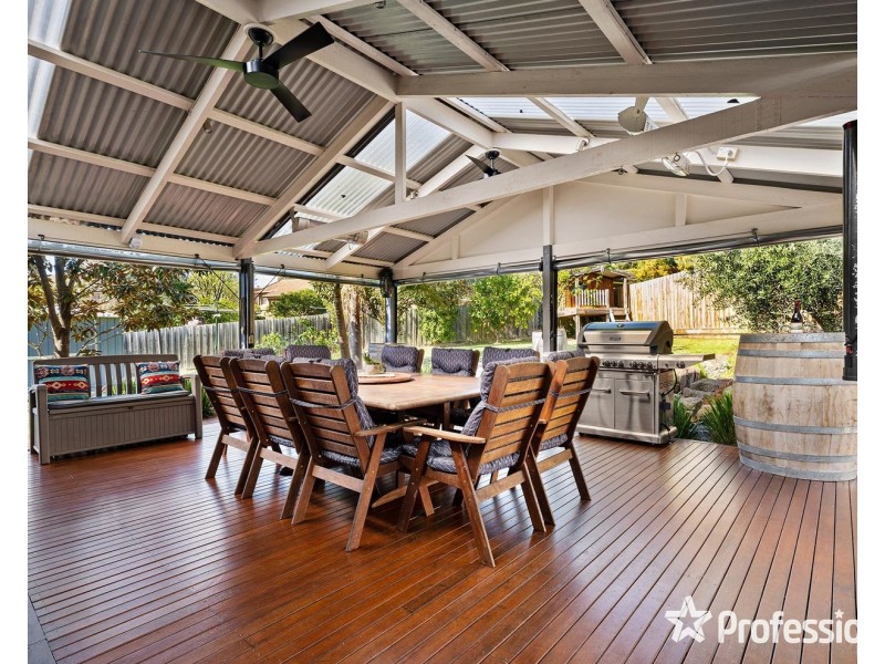 71 Switchback Road, Chirnside Park VIC 3116