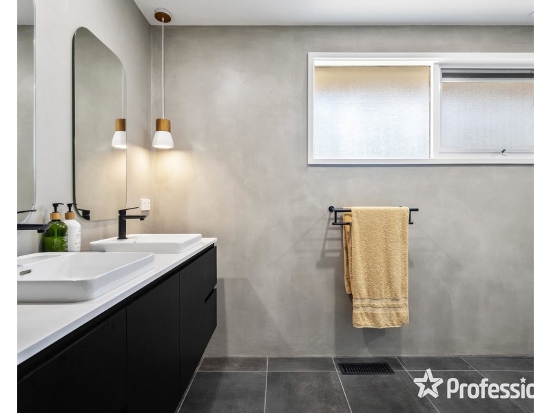 33 Forge Road, Mount Evelyn VIC 3796