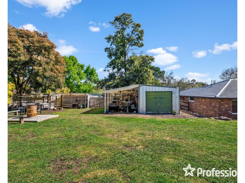 33 Forge Road, Mount Evelyn VIC 3796