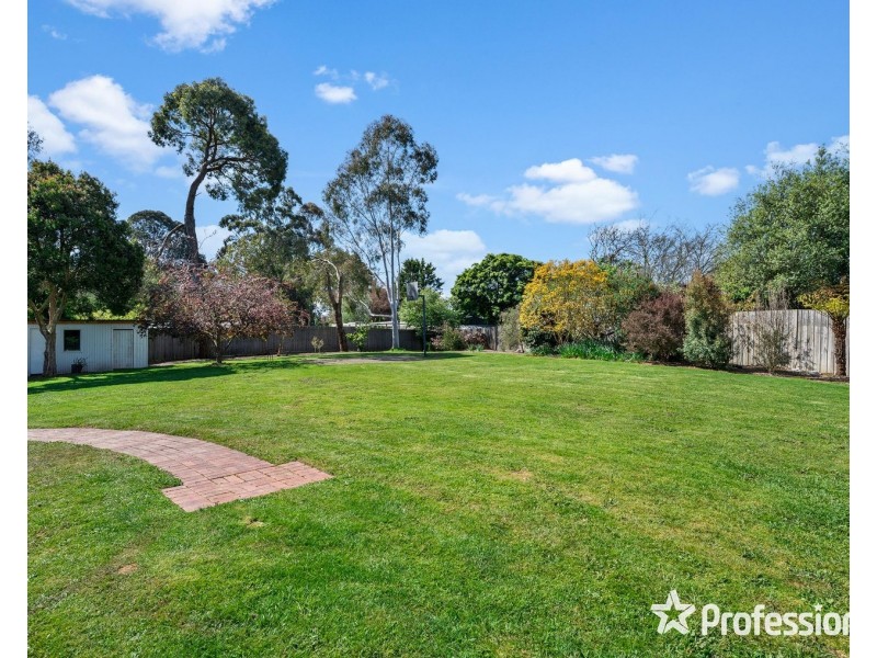 33 Forge Road, Mount Evelyn VIC 3796
