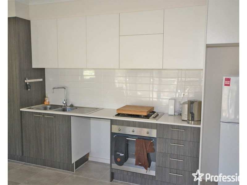 23 Lithgow Way, Mooroolbark VIC 3138