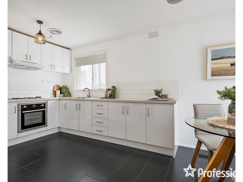 424 Hull Road, Mooroolbark VIC 3138