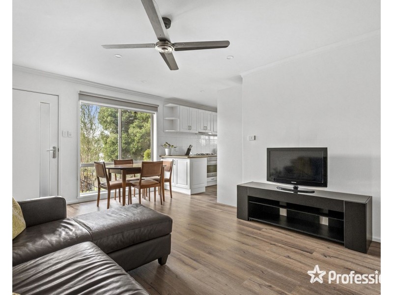 6/5 Felix Grove, Mooroolbark VIC 3138