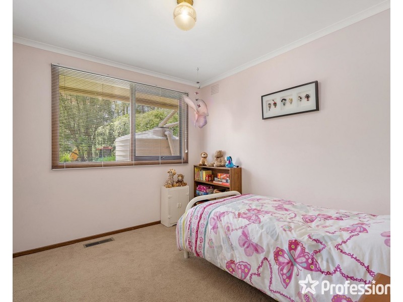 5 Penalga Road, Mooroolbark VIC 3138