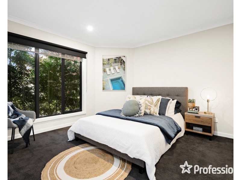 3 Brennan Close, Mooroolbark VIC 3138