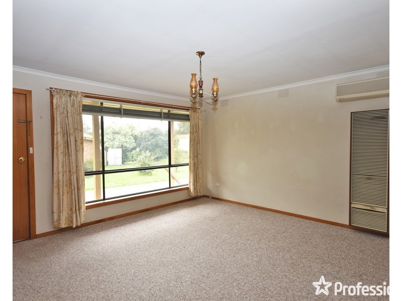 2/104 Sherlock Road, Mooroolbark VIC 3138