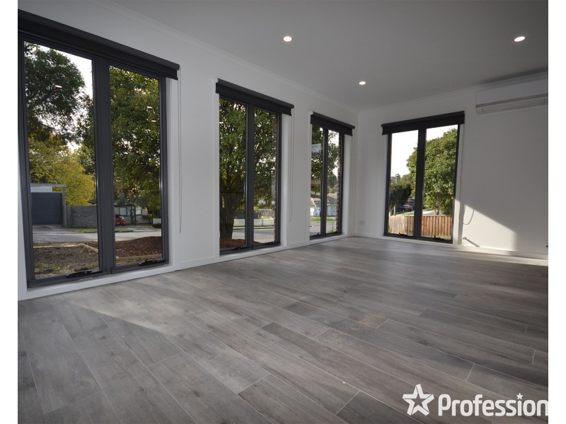 18 Derby Road, Kilsyth VIC 3137