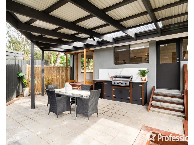 20 Glen Dhu Road, Kilsyth VIC 3137
