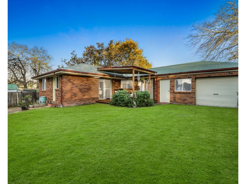 2/79 Taylor Road, Mooroolbark VIC 3138