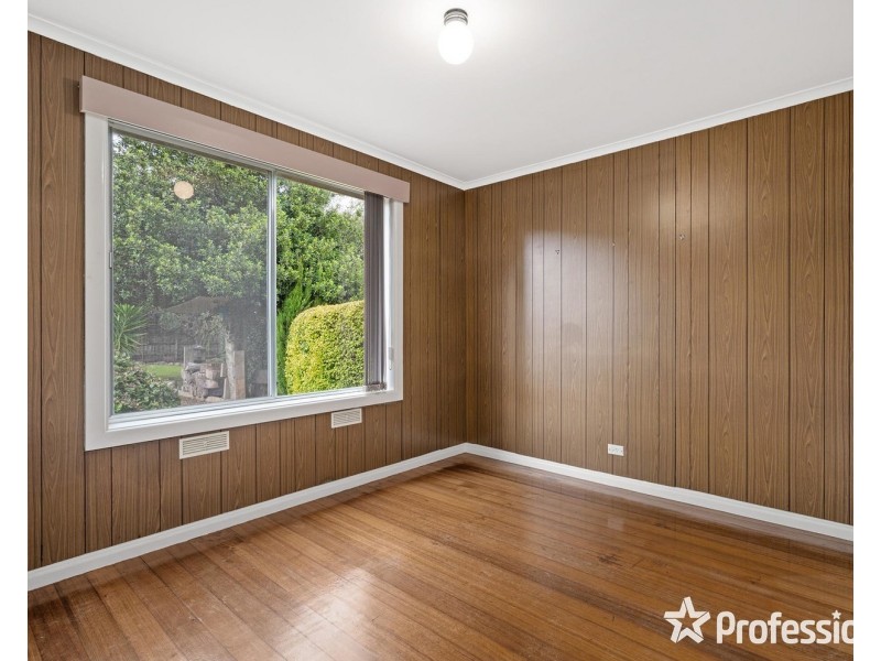 36 Hillview Drive, Kilsyth VIC 3137