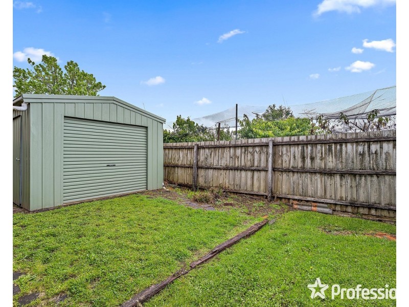 12 Highpoint Avenue, Mooroolbark VIC 3138
