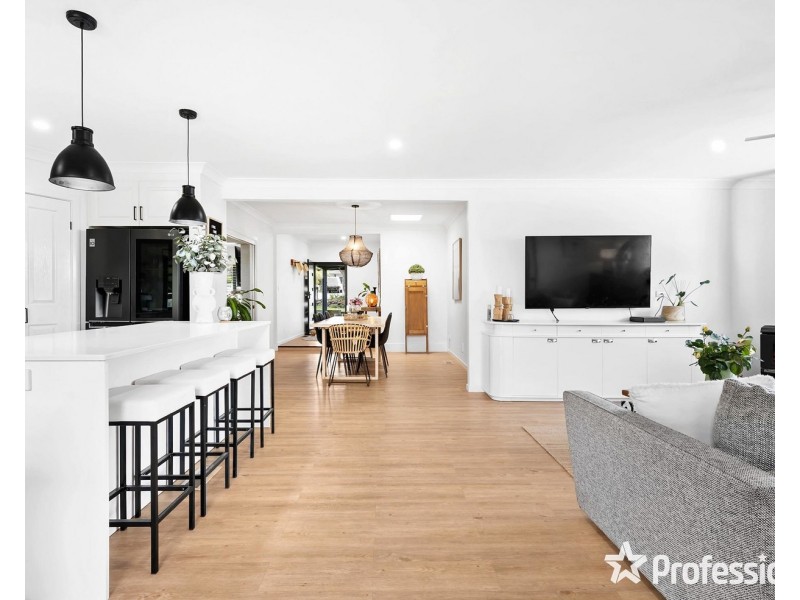 6 Olinda Road, Mount Evelyn VIC 3796