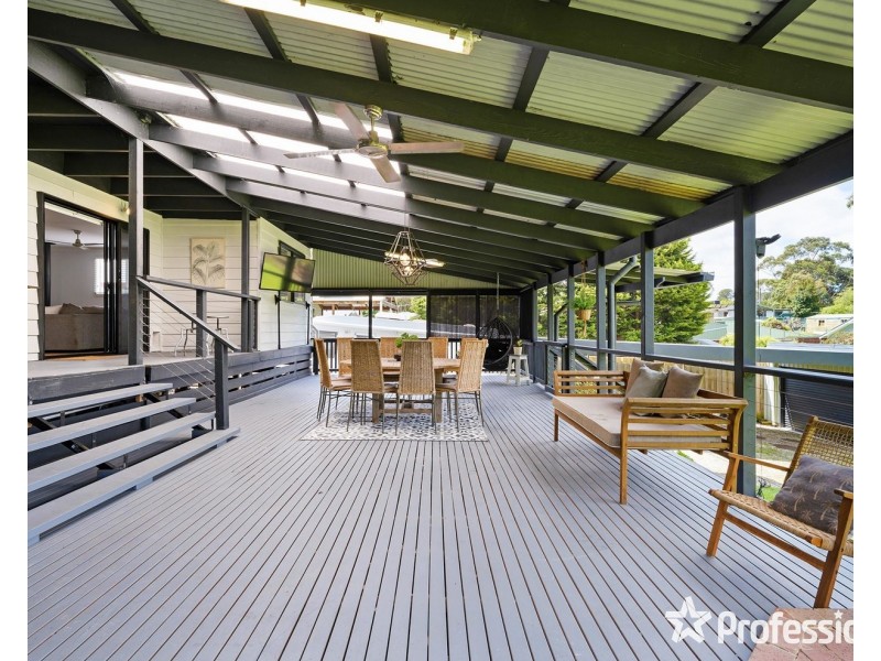 6 Olinda Road, Mount Evelyn VIC 3796