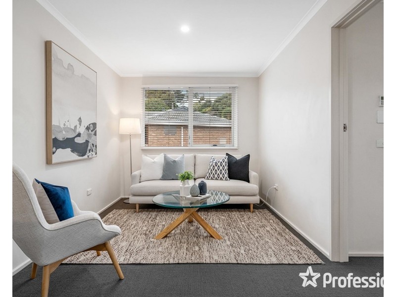 7 Parry Drive, Mooroolbark VIC 3138