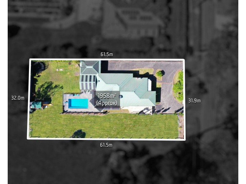 8 Belfast Road, Montrose VIC 3765