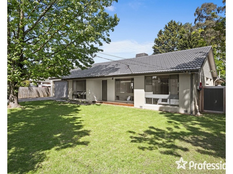 14 Lancaster Road, Mooroolbark VIC 3138