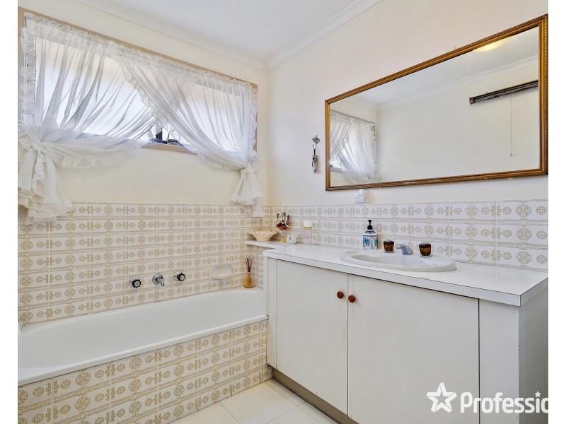 4 South Link, Chirnside Park VIC 3116