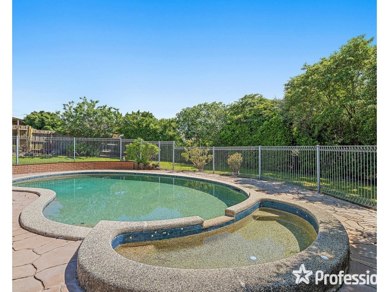 4 South Link, Chirnside Park VIC 3116