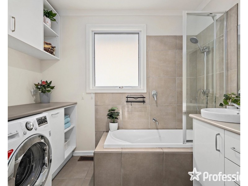 14 Old Kent Road, Mooroolbark VIC 3138