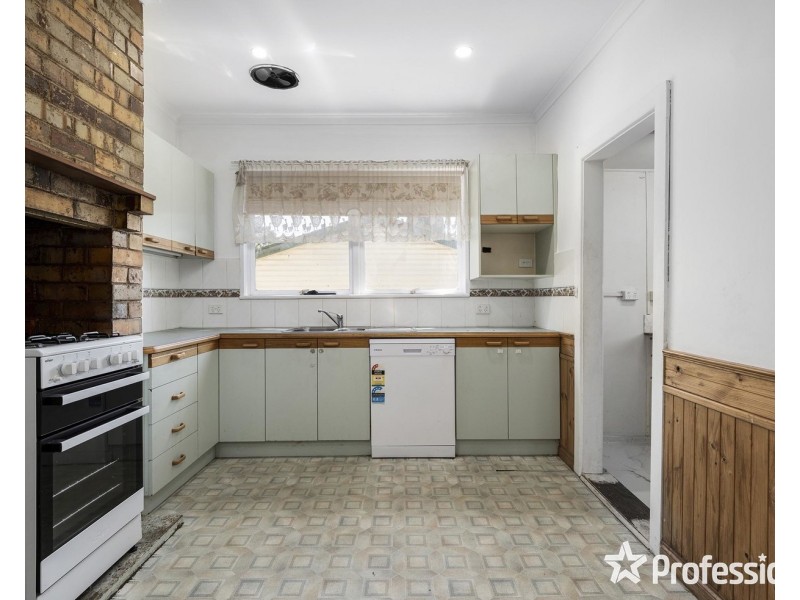 12 Allendale Road, Croydon VIC 3136