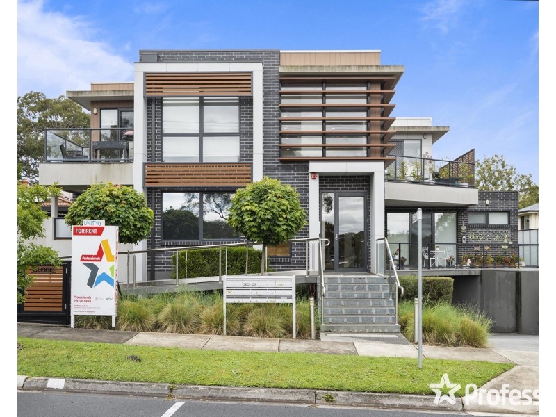 10 Anastasia Close, Mooroolbark VIC 3138