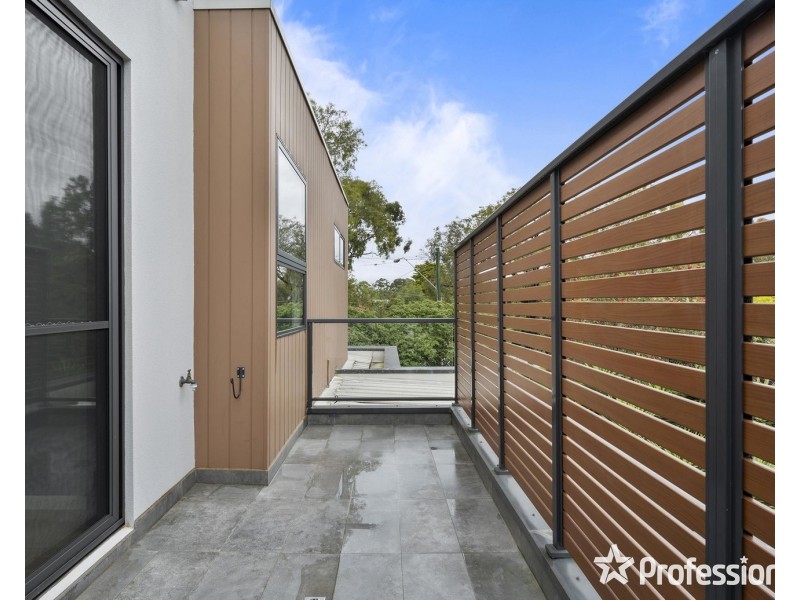 10 Anastasia Close, Mooroolbark VIC 3138