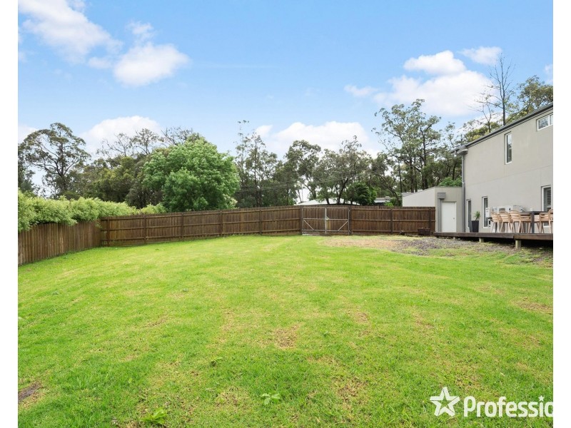 90 Stradbroke Road, Montrose VIC 3765