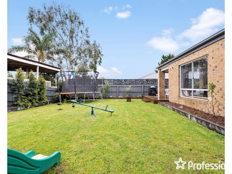 19 Pinnacle Rise, Lilydale VIC 3140