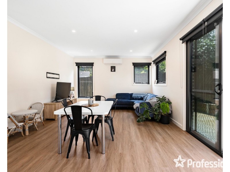 5a Greenville Street, Mooroolbark VIC 3138