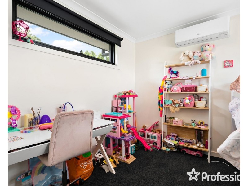 5a Greenville Street, Mooroolbark VIC 3138