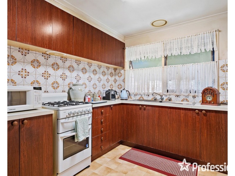 2/29-33 Elmhurst Road, Bayswater VIC 3153