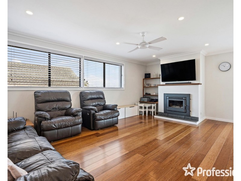 21 Lancaster Place, Chirnside Park VIC 3116