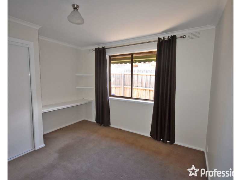 58 Ross Pincott Drive, Mooroolbark VIC 3138