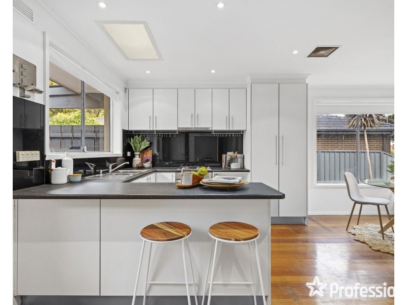 1/20 Birkenhead Drive, Kilsyth VIC 3137