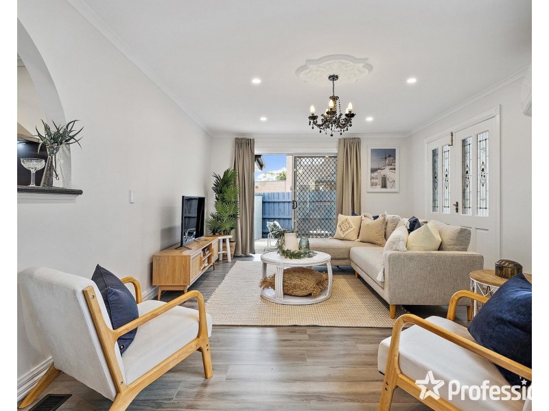 17 Lockhart Court, Kilsyth VIC 3137