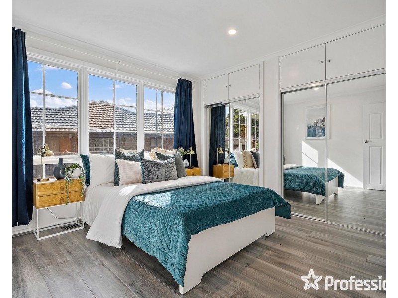 17 Lockhart Court, Kilsyth VIC 3137